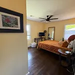 Luxe Designs By Nicole